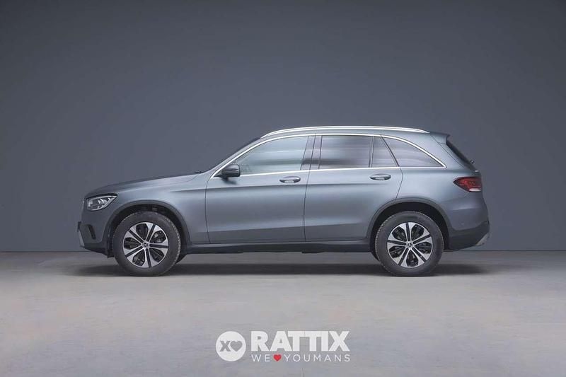 Usata Mercedes GLC300e Business 320 CV (235 kW) 2021 Grigio SUV