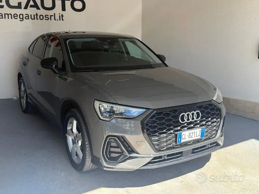 Usata Audi Q3 150 CV (110 kW) 2023 Grigio SUV