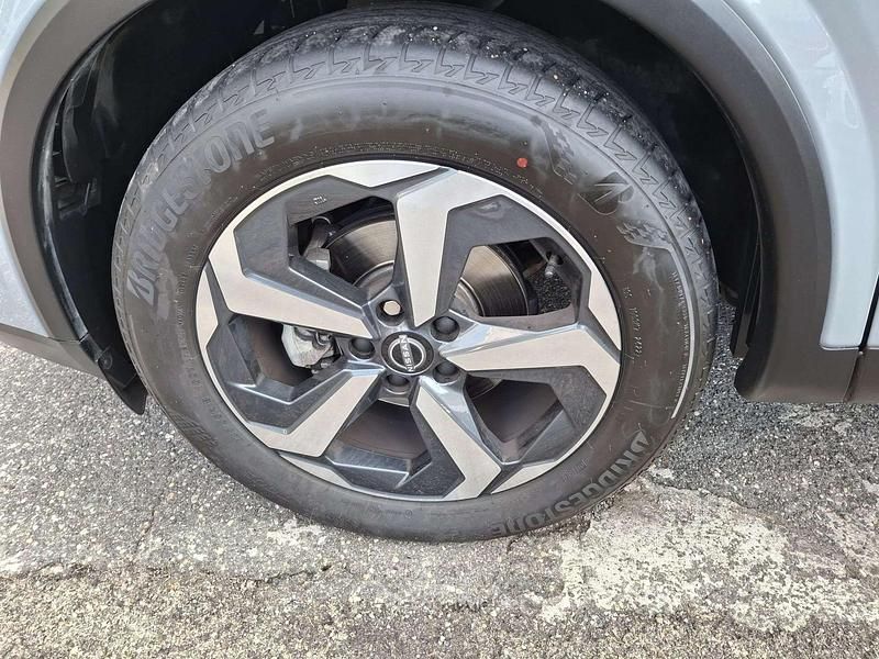 Usata Nissan Qashqai N-Connecta 140 CV (102 kW) 2022 Grigio ceramica SUV