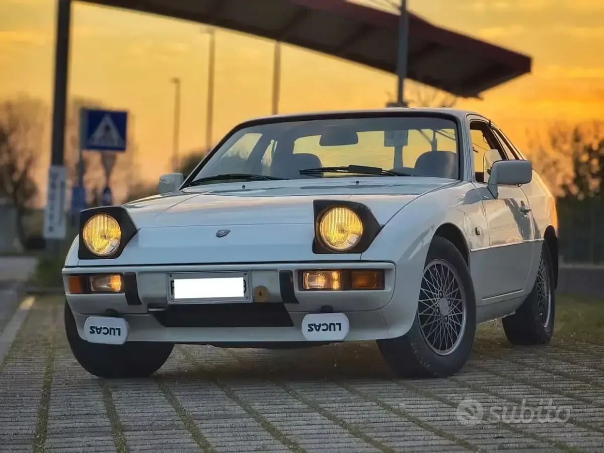 Usata Porsche 924 125 CV (91 kW) 1980 Bianco Coupé