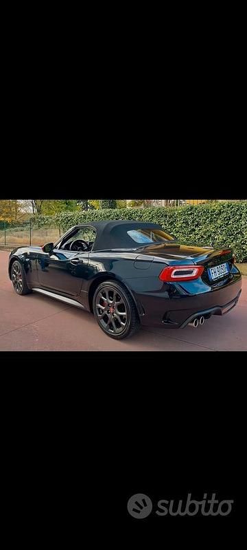 Usata Abarth 124 Spider 170 CV (125 kW) 2017 Nero Cabrio