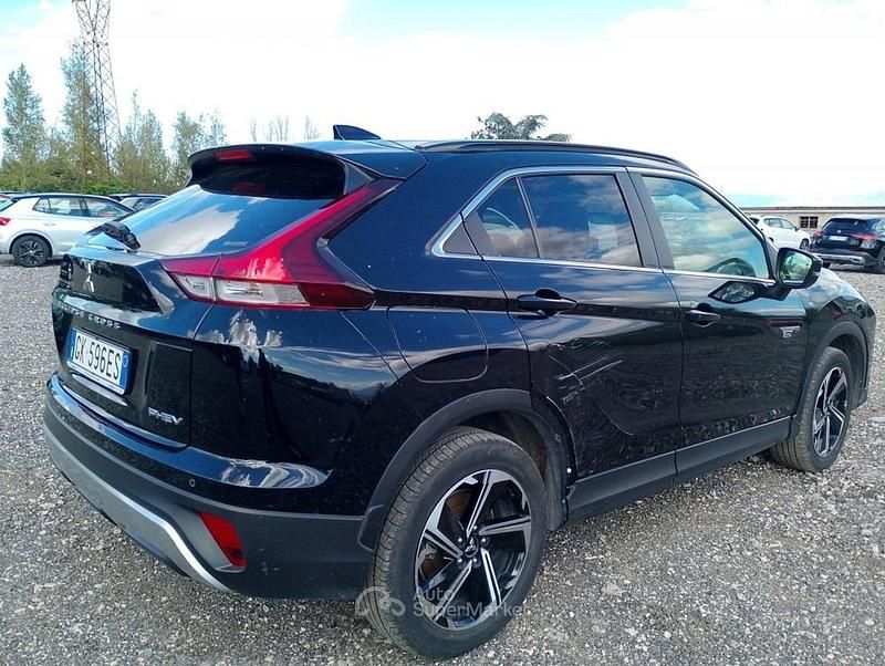 Usata Mitsubishi Eclipse Cross Instyle 98 CV (72 kW) 2022 Nero SUV