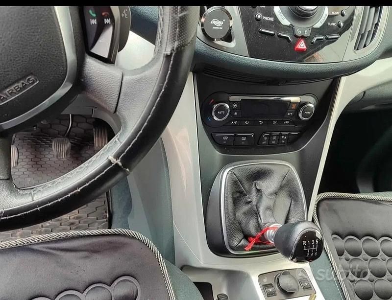Usata Ford C-MAX 115 CV (84 kW) 2012 Monovolume