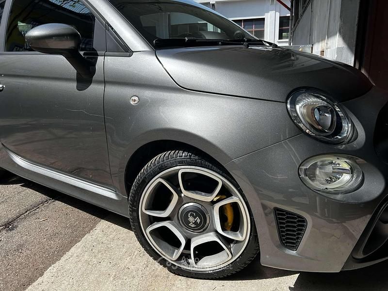 Usata Abarth 595 144 CV (105 kW) 2017 Grigio Utilitaria