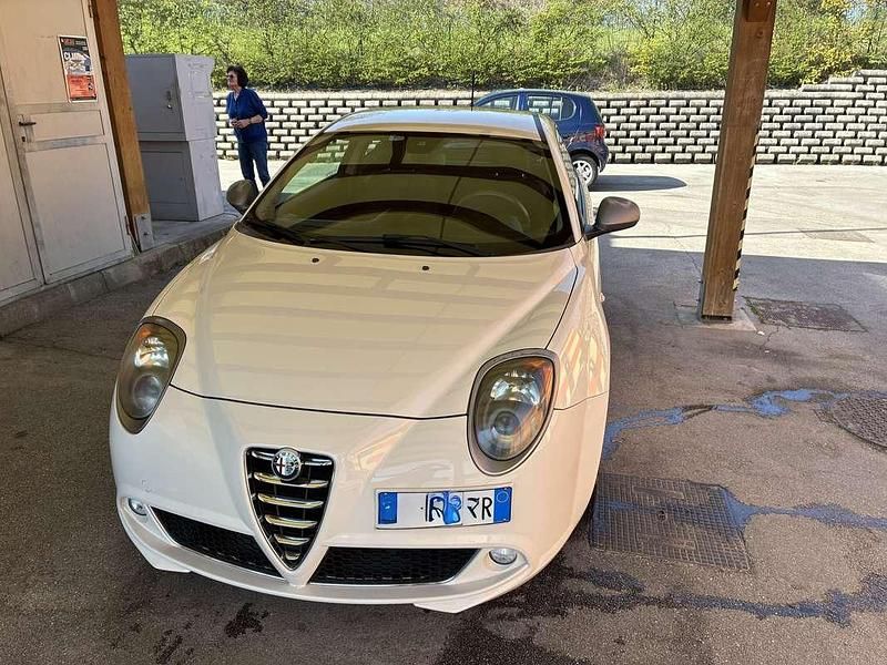 Usata Alfa Romeo MiTo Impression 69 CV (50 kW) 2015 Utilitaria