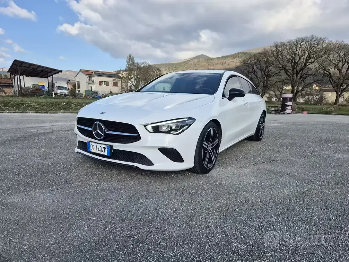 Usata Mercedes CLA200 150 CV (110 kW) 2021 Station wagon