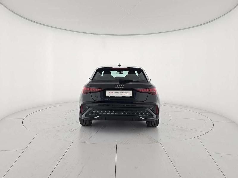 Nuova Audi A3 Sportback S-Line 150 CV (110 kW) 2026 Nero Utilitaria