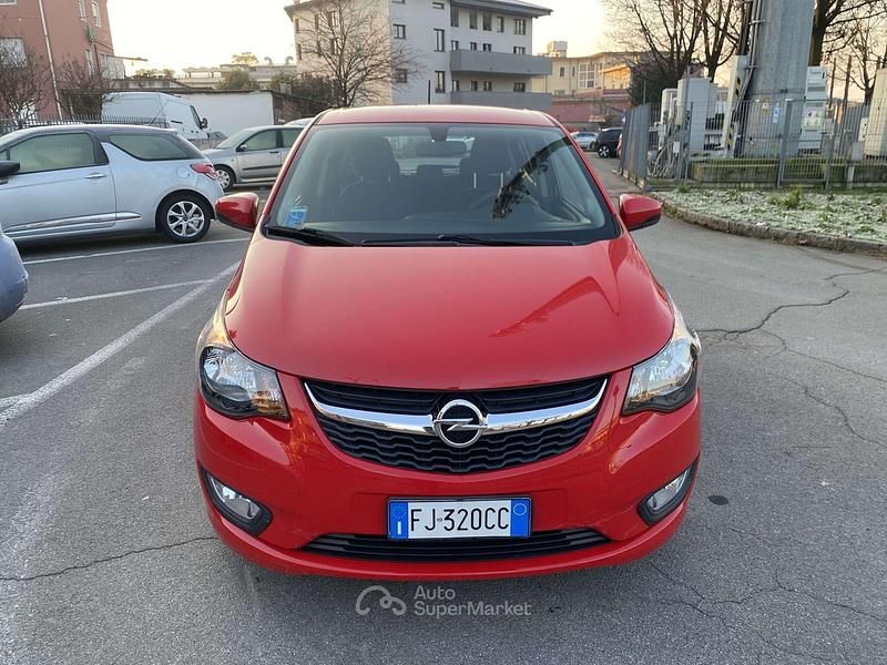 Gebraucht Opel Karl Innovation 75 PS (55 kW) 2017 Rot Kleinwagen