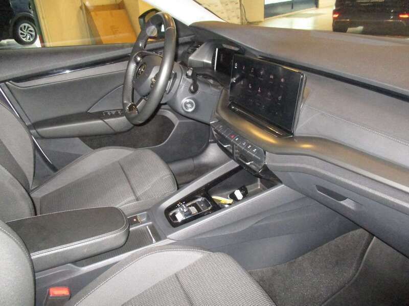 Usata Skoda Octavia Executive 116 CV (85 kW) 2022 Bianco luna Station wagon