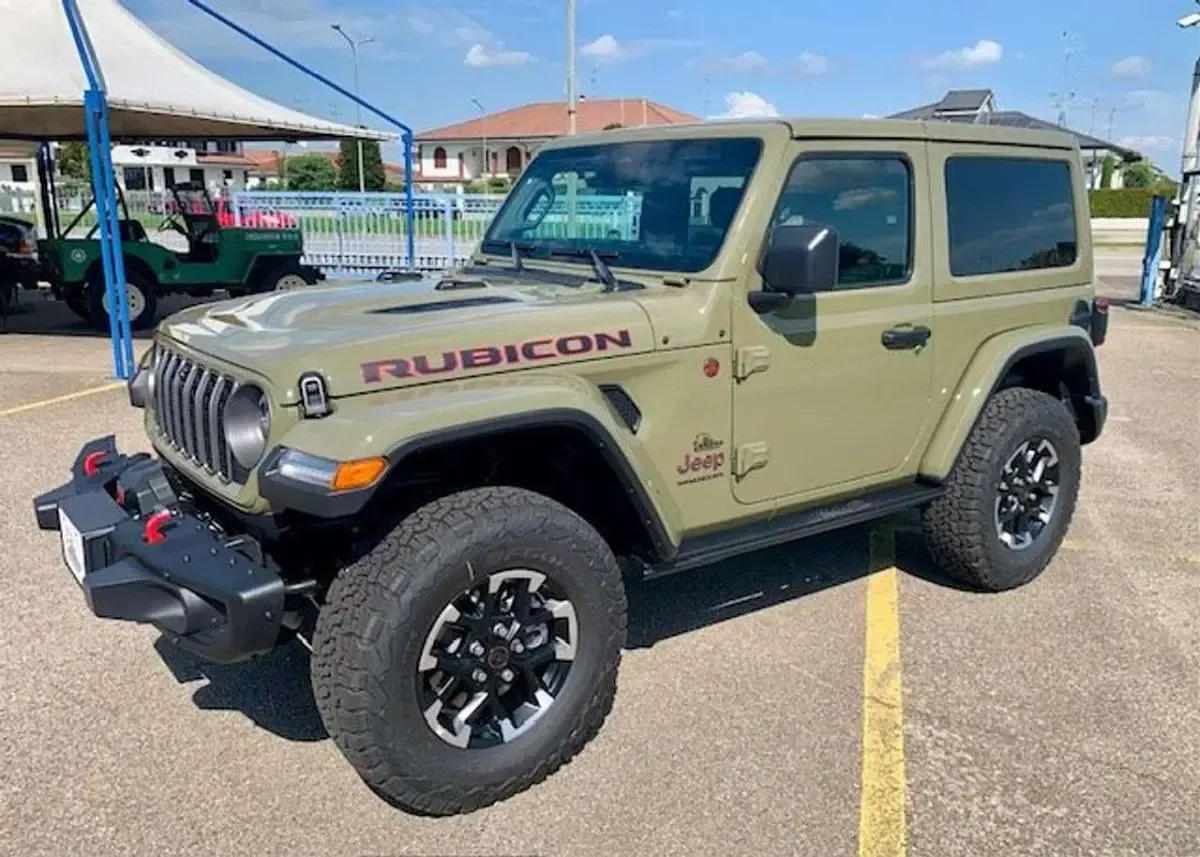 Usata Jeep Wrangler Rubicon 286 CV (210 kW) 2024 Nero SUV