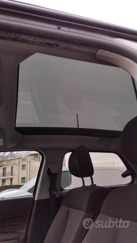 Usata Citroën C4 Shine 100 CV (73 kW) 2017 Grigio SUV