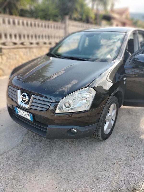 Usata Nissan Qashqai Tekna 103 CV (75 kW) 2008 Nero SUV