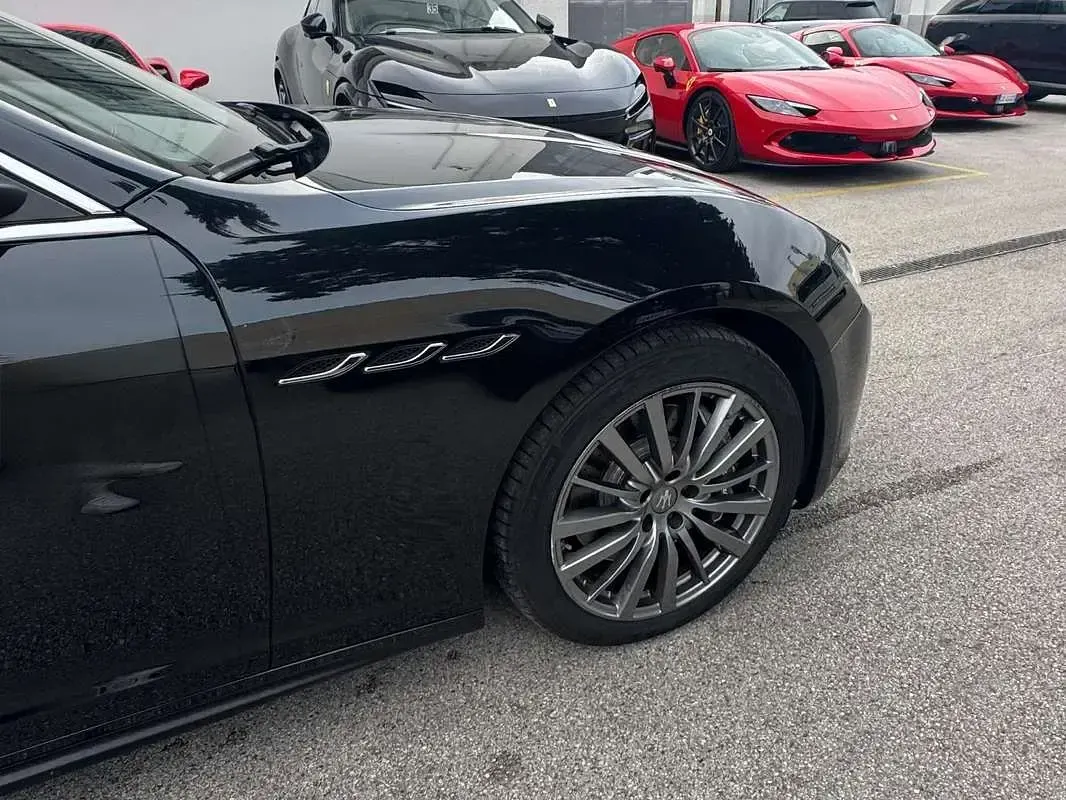 Usata Maserati Ghibli 250 CV (183 kW) 2017 Berlina