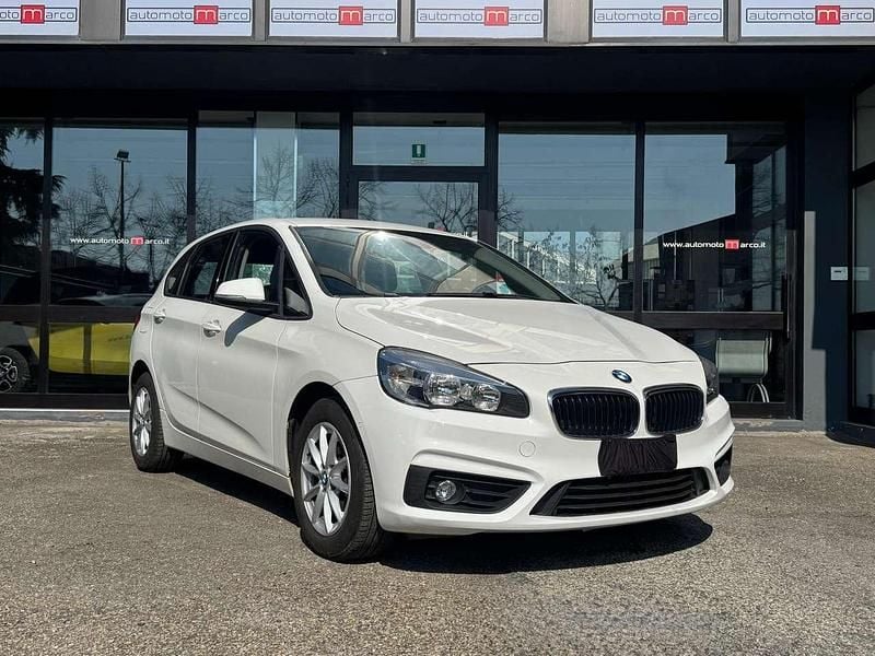 Usata BMW 218 Active Tourer Advantage 136 CV (100 kW) 2016 Bianco Monovolume