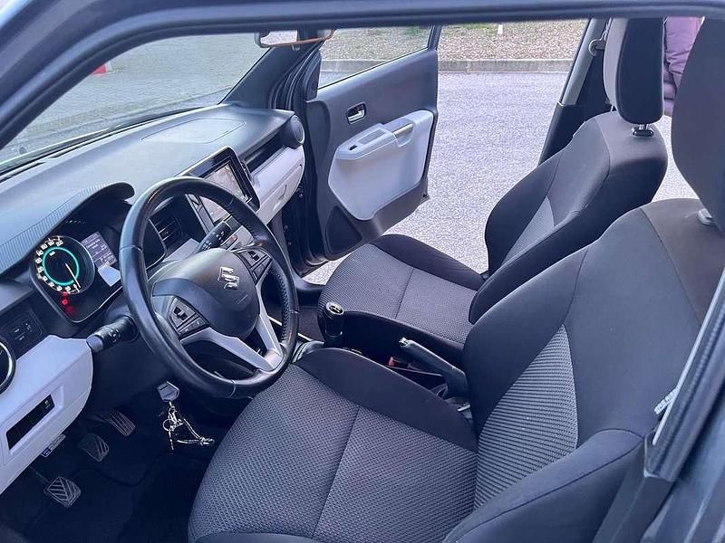 Usata Suzuki Ignis 90 CV (66 kW) 2017 Grigio Utilitaria