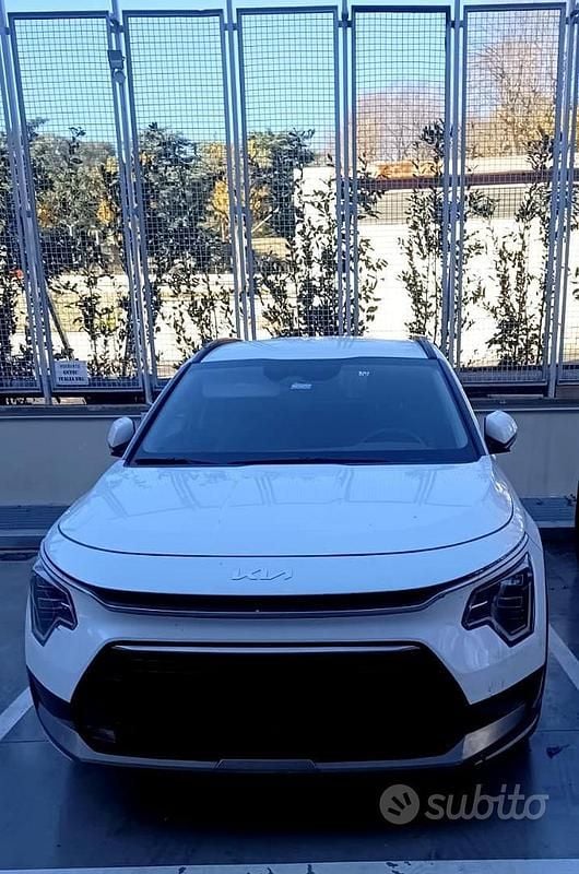 Usata Kia Niro 105 CV (77 kW) 2022 Bianco SUV