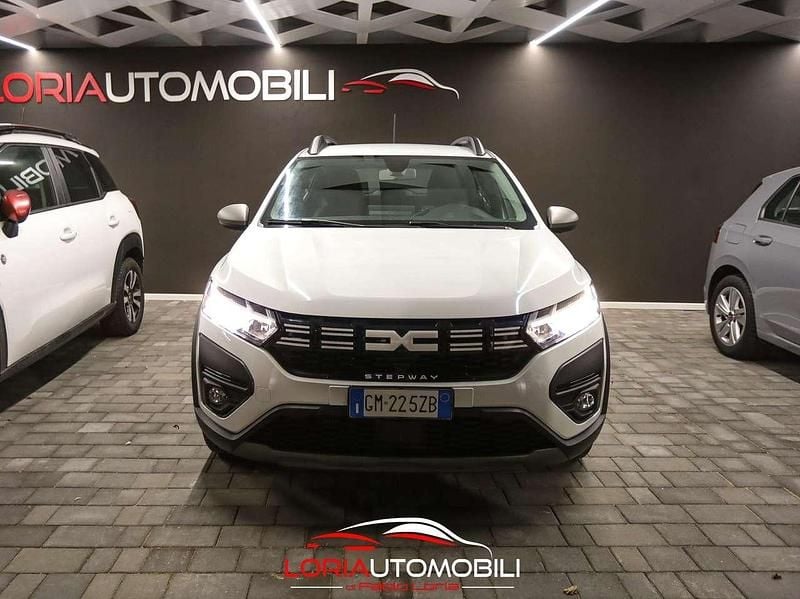 Bianco Usata 2023 Dacia Sandero Stepway Due volumi | 13.900 € (Buon prezzo) - Immagine 1/4