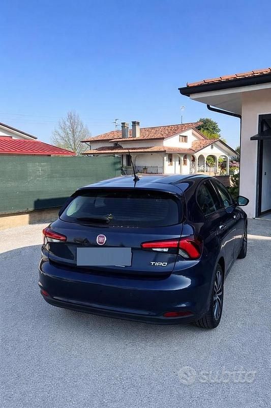 Usata Fiat Tipo 120 CV (88 kW) 2018 Utilitaria