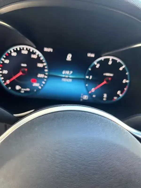 Usata Mercedes C220 AMG line 194 CV (142 kW) 2019 Grigio Station wagon