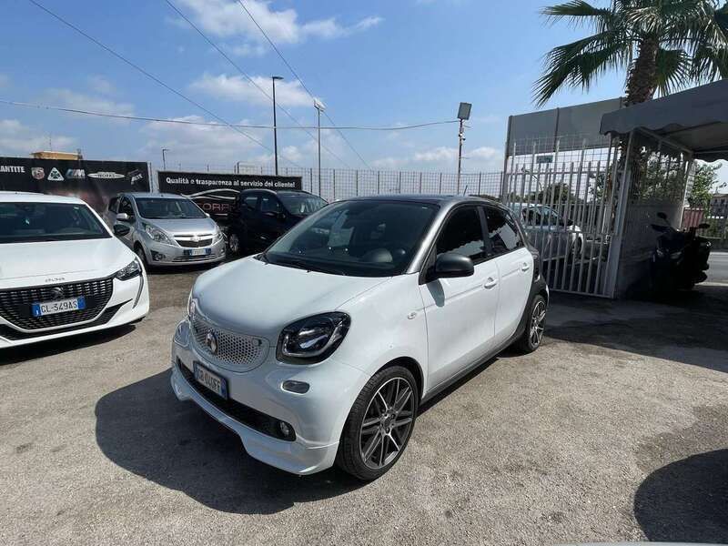 Bianco Usata 2018 Smart ForFour Passion Due volumi | 12.800 € (Super prezzo) - Immagine 1/4