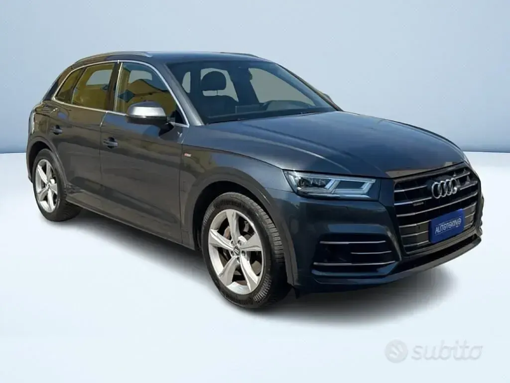 Usata Audi Q5 S-line plus 252 CV (185 kW) 2019 Grigio scuro metallizzato SUV