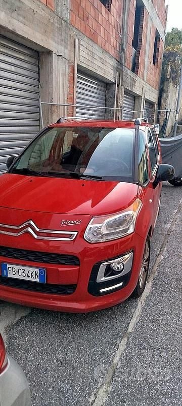 Rosso Usata 2014 Citroën C3 Picasso Monovolume | 6000 € (Buon prezzo) - Immagine 1/4