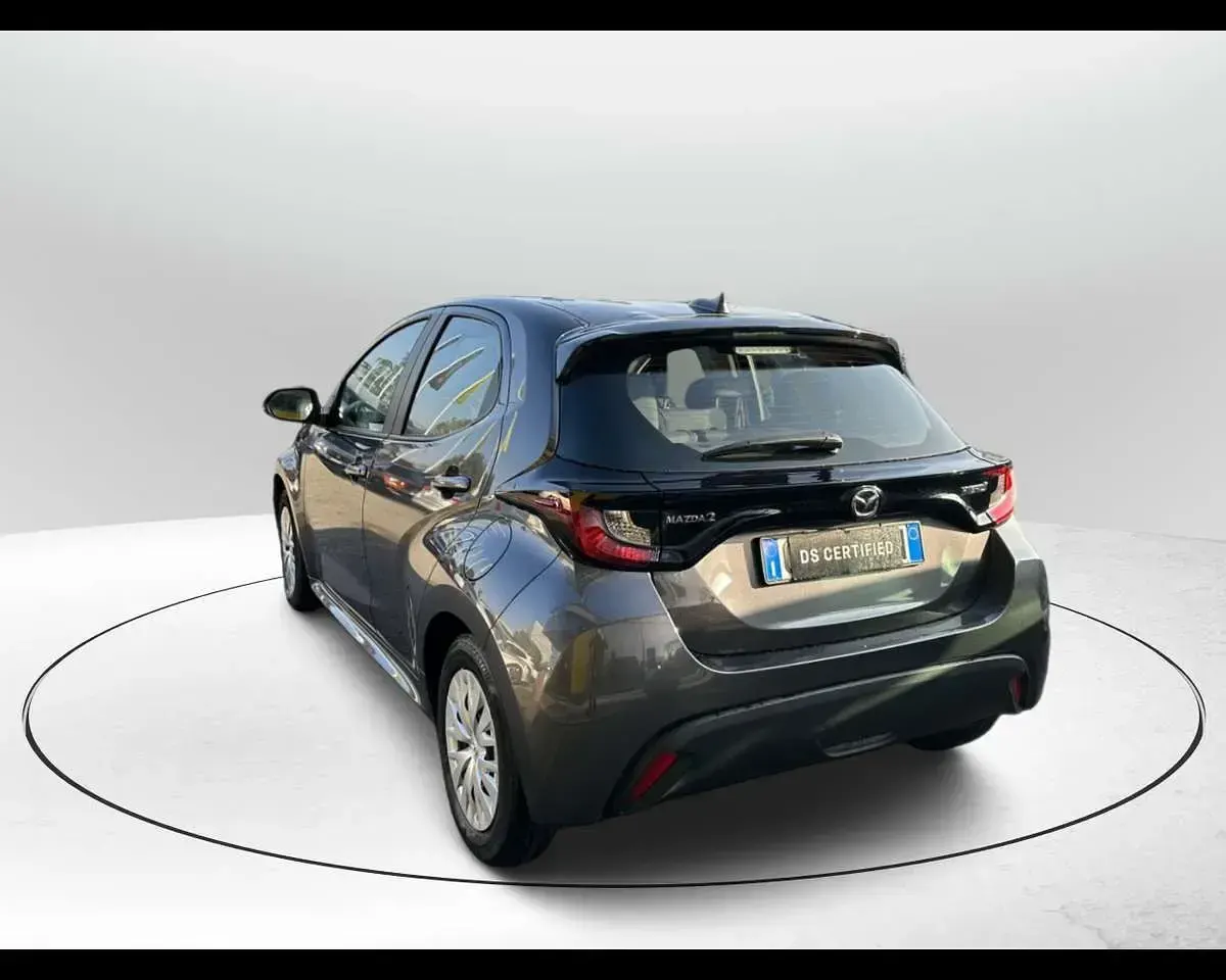 Begagnad Mazda 2 92 HK (67 kW) 2022 Grå Sedan