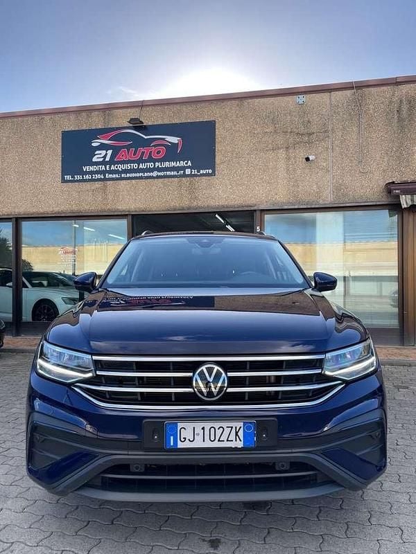 Usata VW Tiguan Allspace R-line 150 CV (110 kW) 2022 Blu/azzurro SUV