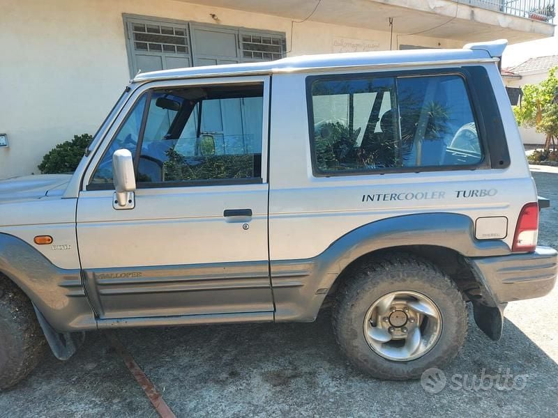 Usata Hyundai Galloper 100 CV (73 kW) 2001 Grigio SUV