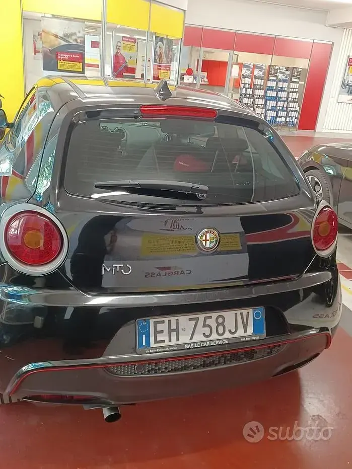 Usata Alfa Romeo MiTo Distinctive 105 CV (77 kW) 2011 Nero Utilitaria