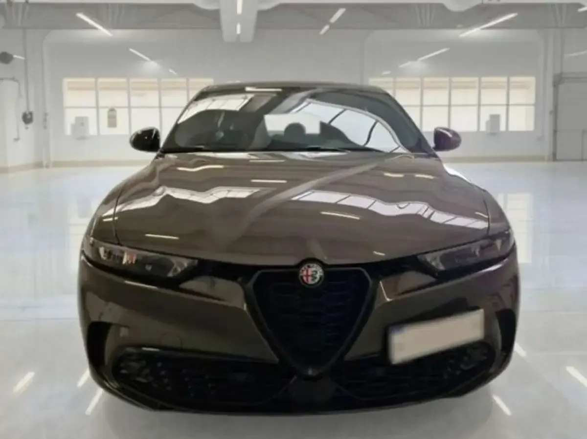 Usata Alfa Romeo Tonale Sprint 131 CV (96 kW) 2023 Grigio SUV