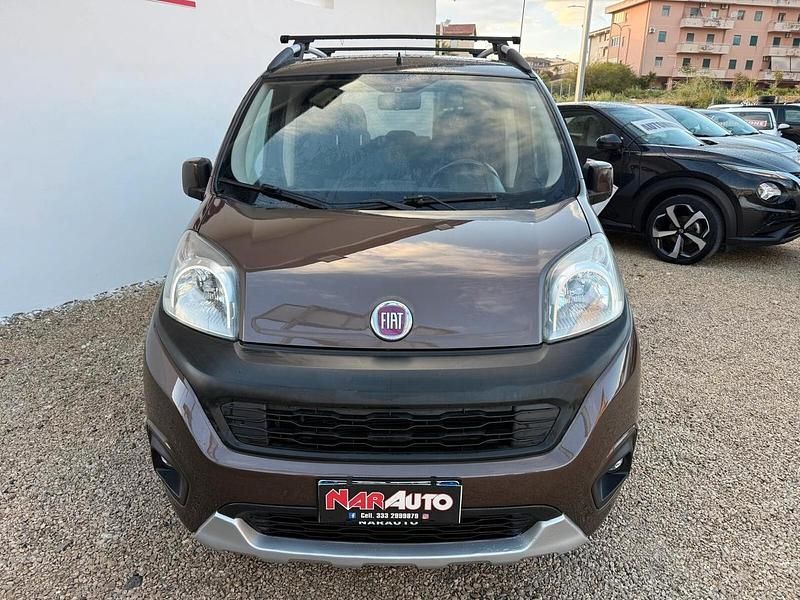 Usata Fiat Qubo Trekking 95 CV (69 kW) 2016 Marrone Monovolume