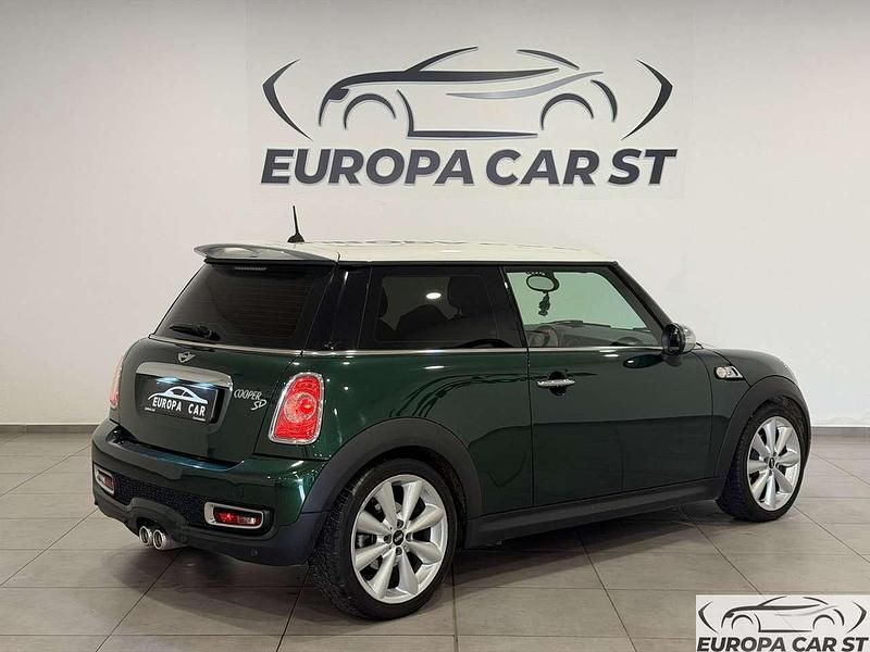 Käytetty Mini Cooper SD 143 HP (105 kW) 2013 Vihreä Viistoperä