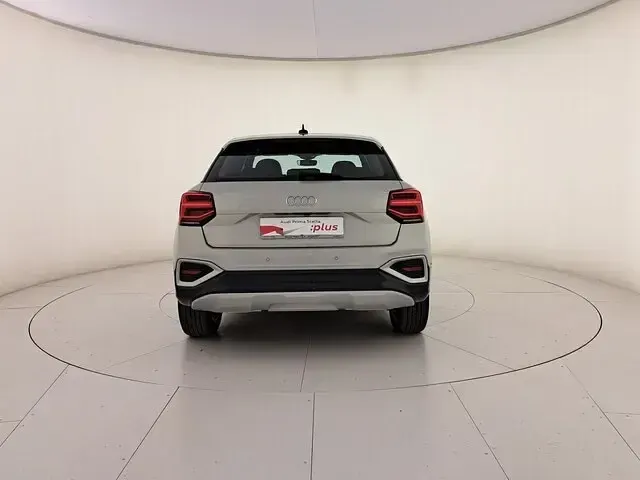 Usata Audi Q2 Advanced 116 CV (85 kW) 2025 Argento cavo metallizzato SUV