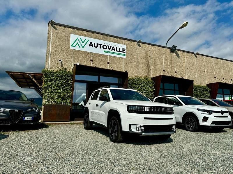 Nuova Fiat Panda Icon 101 CV (74 kW) 2025 Giallo Utilitaria