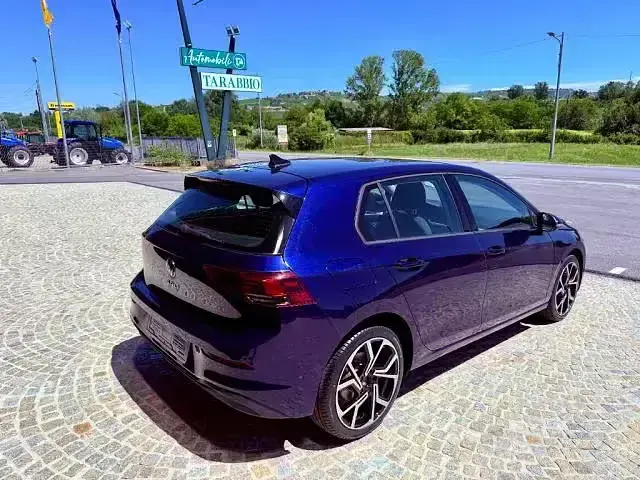 Usata VW Golf VIII 150 CV (110 kW) 2023 Blu Berlina