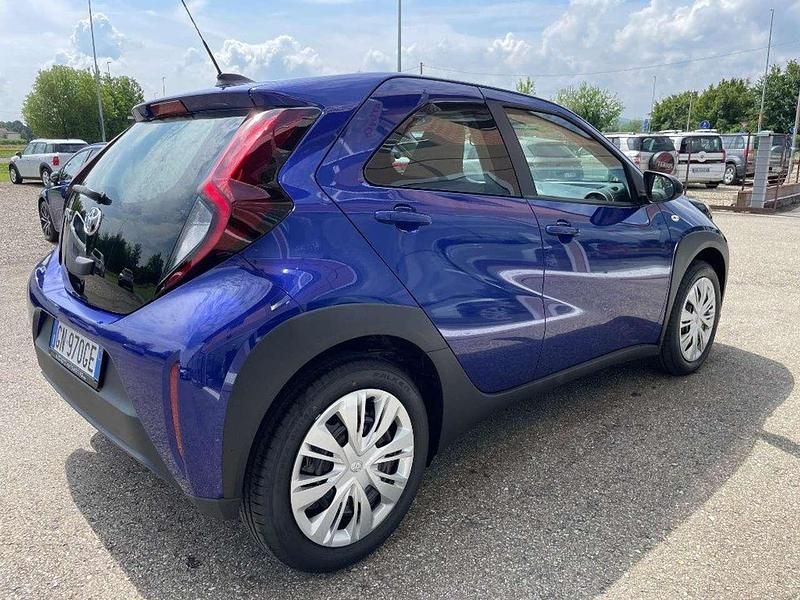 Nuova Toyota Aygo X Active 72 CV (52 kW) 2025 Azzurro SUV