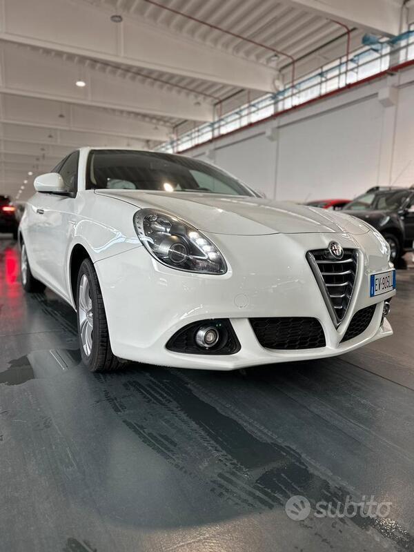 Usato 2014 Alfa Romeo Giulietta 1.4 LPG_Hybrid 120 CV (10.900 €)
