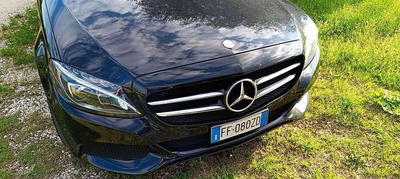 Usata Mercedes C250 204 CV (150 kW) 2016 Nero Berlina