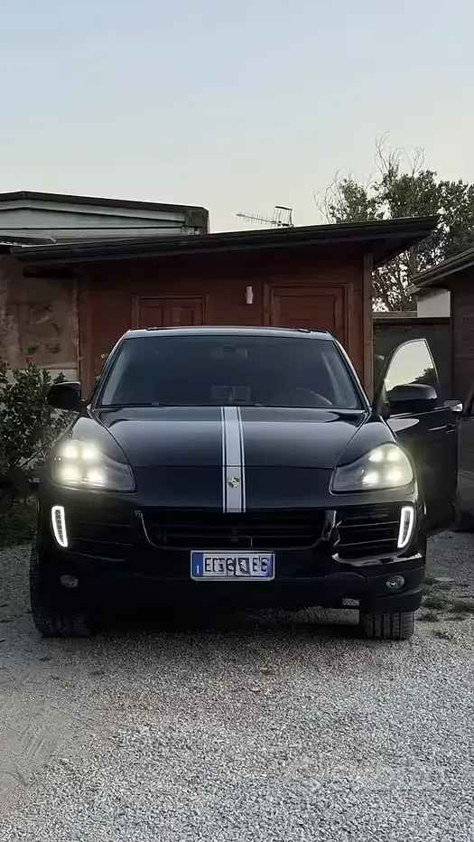 Usata Porsche Cayenne 250 CV (183 kW) 2005 Nero SUV