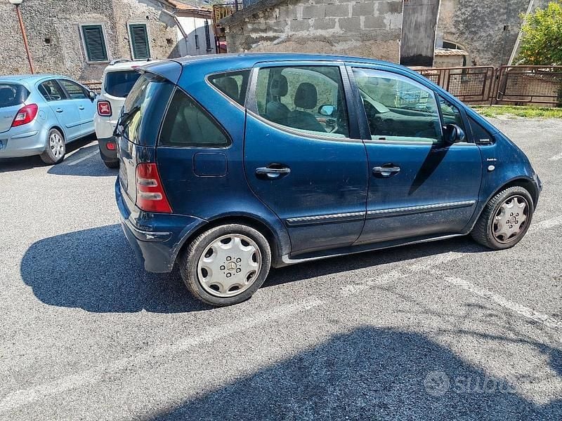 Usata Mercedes A170 Elegance 2003 Blu Berlina