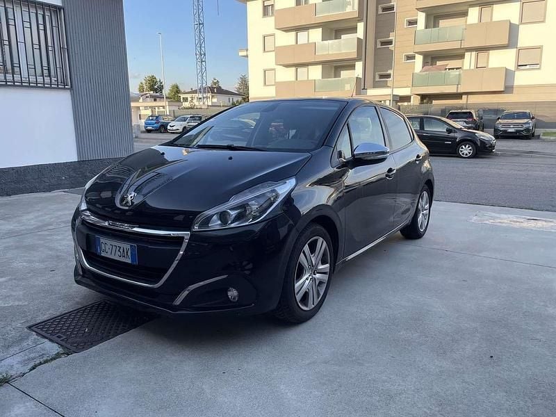 Other Usata 2019 Peugeot 208 Allure Due volumi | 6400 € (Super prezzo) - Immagine 1/4