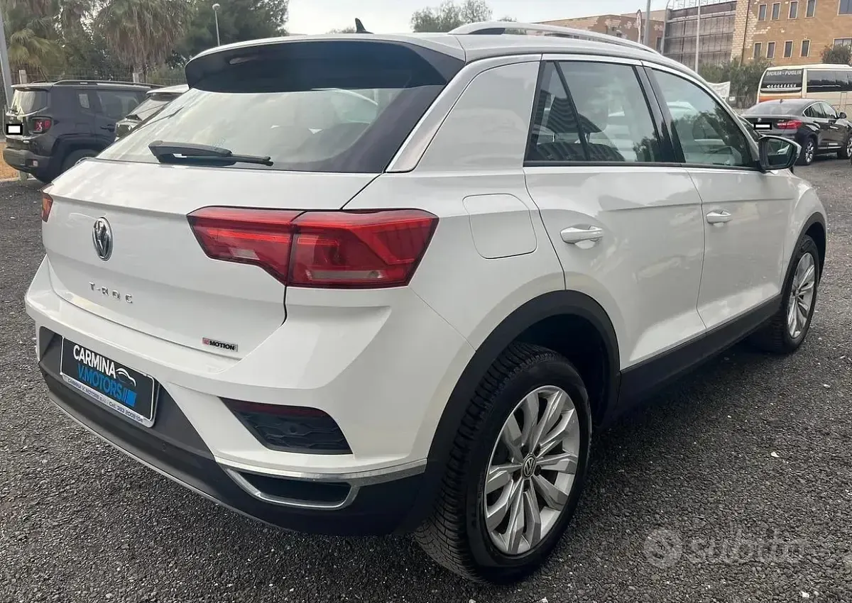 Usata VW T-Roc 150 CV (110 kW) 2018 Bianco SUV
