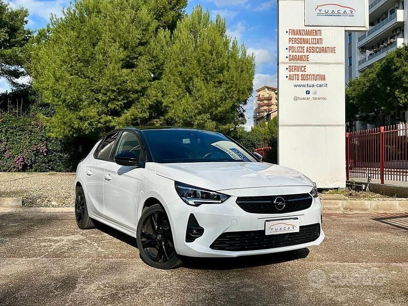 Usata Opel Corsa GS Line 101 CV (74 kW) 2021 Bianco Berlina