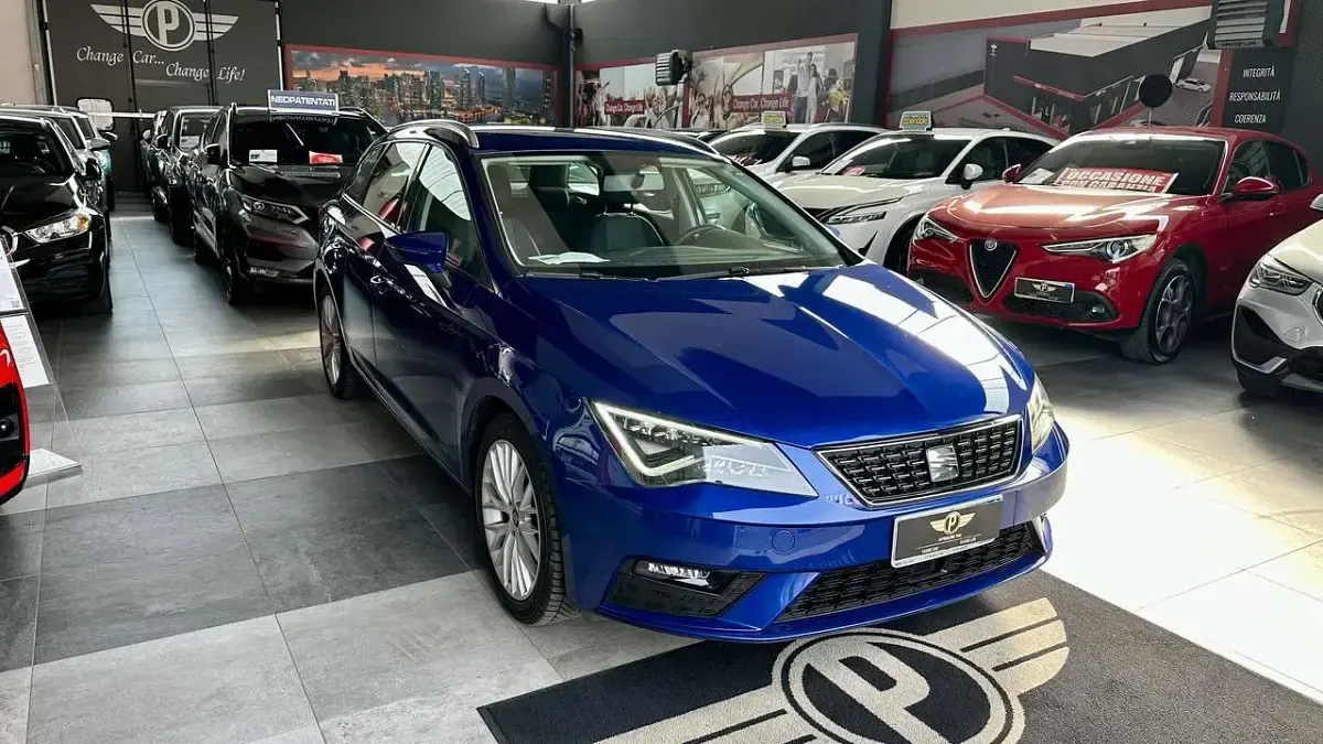 Usata Seat Leon Business 116 CV (85 kW) 2020 Blu mistero Station wagon