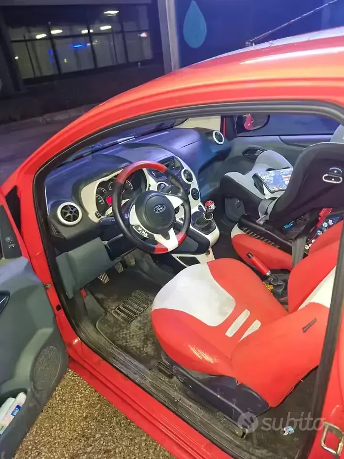 Usata Ford Ka 69 CV (50 kW) 2010 Rosso Utilitaria