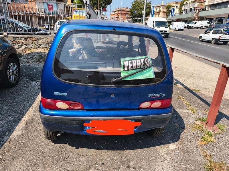 Blu/azzurro Usata 2002 Fiat Seicento Due volumi | 1600 € (Buon prezzo) - Immagine 1/4