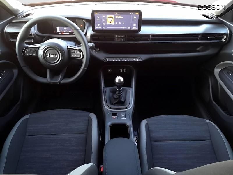 Usata Jeep Avenger Longitude 100 CV (73 kW) 2025 Rosso SUV