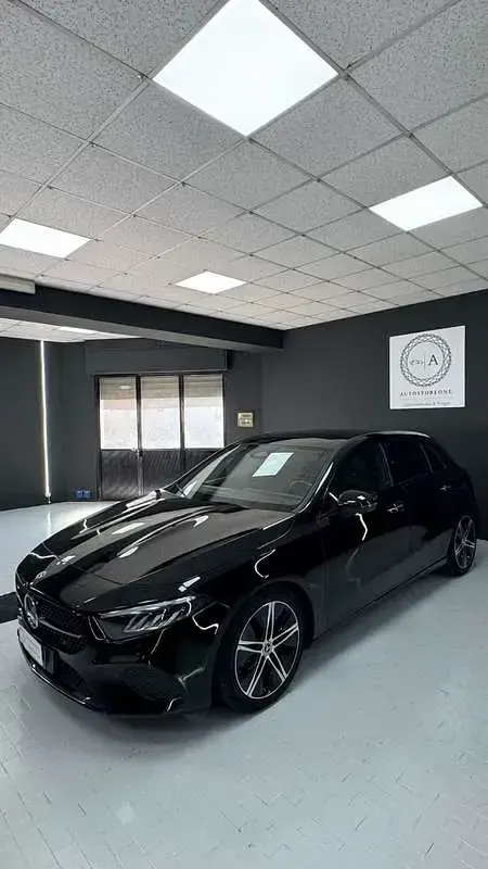 Usata Mercedes A200 Advanced Plus 150 CV (110 kW) 2023 Berlina