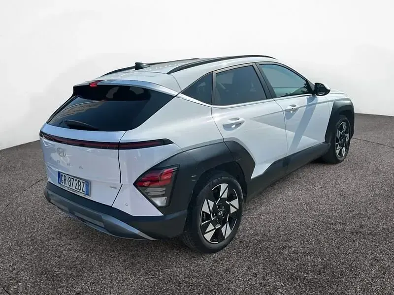 Usata Hyundai Kona 141 CV (103 kW) 2023 Bianco SUV